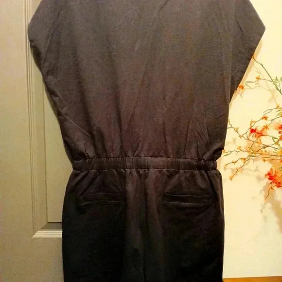 MIHOLL Romper in Black - Picture 5 of 6